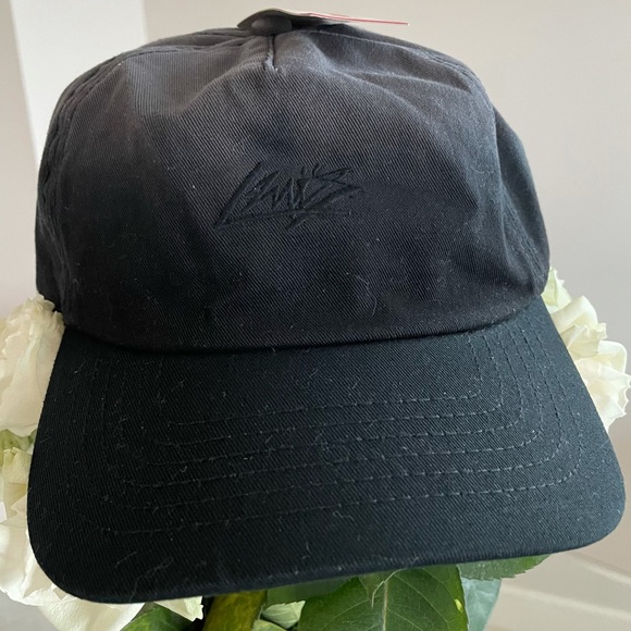 Levi’s Dip Dyed Baseball Hat - Picture 2 of 6